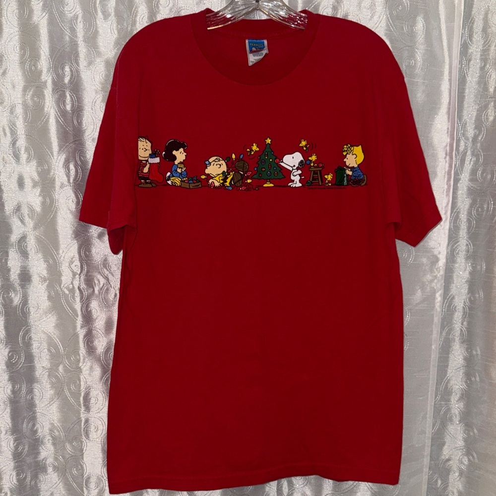 Peanuts by Schultz Red Holiday Graphic Tee Adult Size Large 🔥 BL2